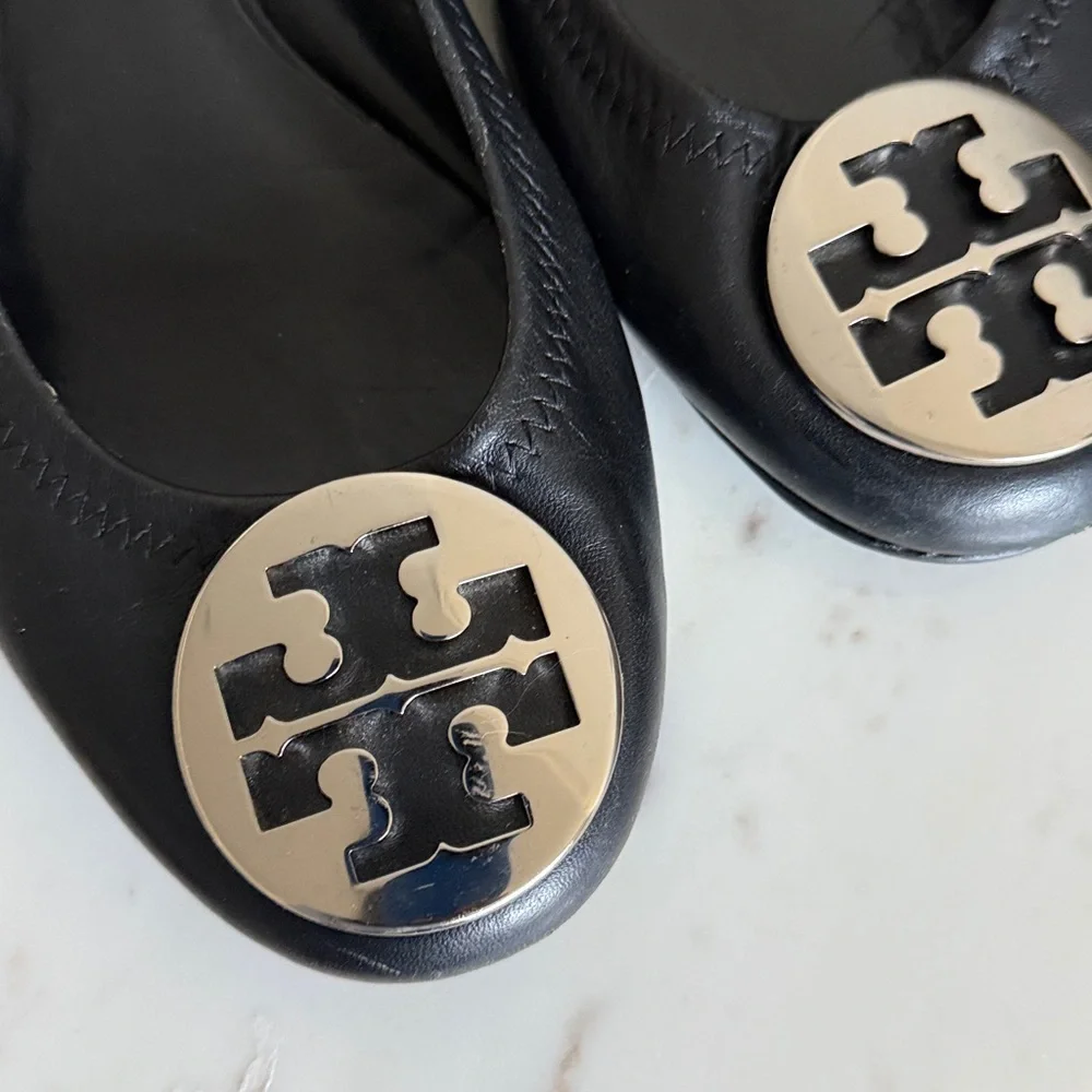Tory Burch Reva Black Leather Logo Ballet Flats Size 8